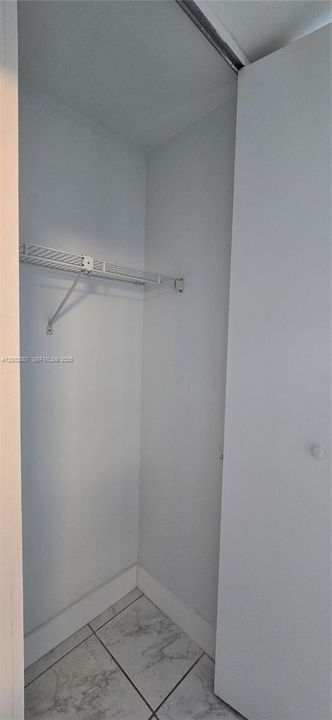 На продажу: $379,000 (2 спален, 2 ванн, 1105 Квадратных фут)