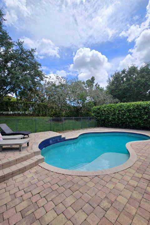 Active With Contract: $875,000 (6 beds, 4 baths, 3388 Square Feet)