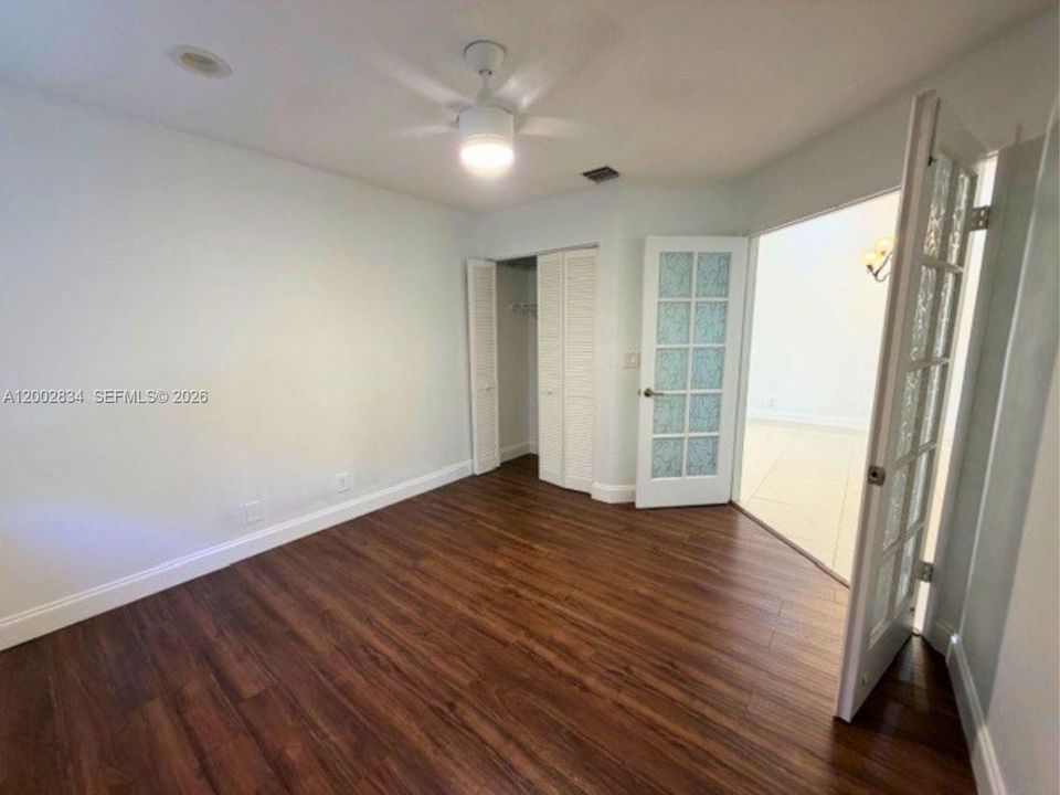 For Sale: $459,900 (3 beds, 2 baths, 1886 Square Feet)