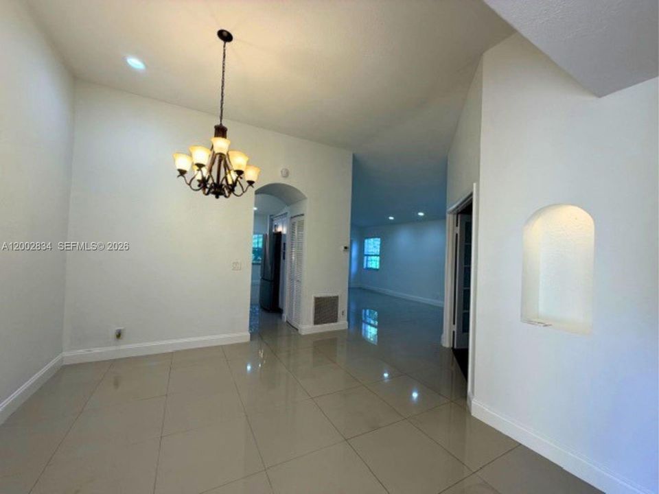 For Sale: $459,900 (3 beds, 2 baths, 1886 Square Feet)