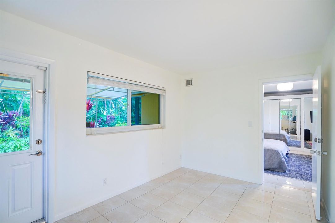 216_32ndSt-26