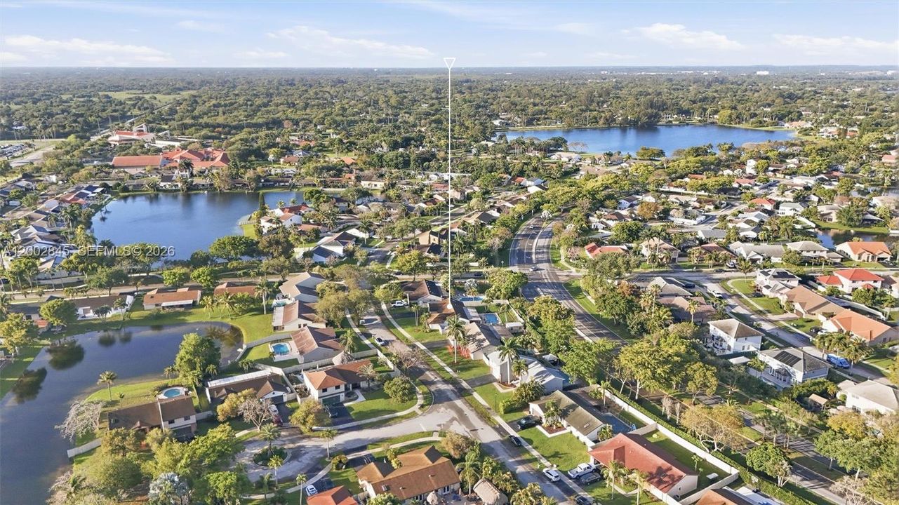 Недавно продано: $799,000 (4 спален, 2 ванн, 1908 Квадратных фут)