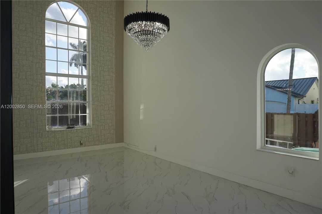 For Rent: $6,000 (4 beds, 3 baths, 2155 Square Feet)