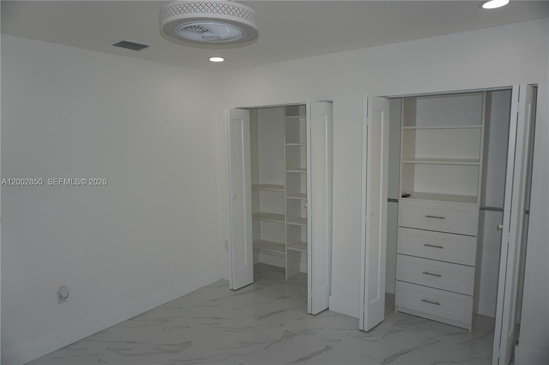 For Rent: $6,000 (4 beds, 3 baths, 2155 Square Feet)
