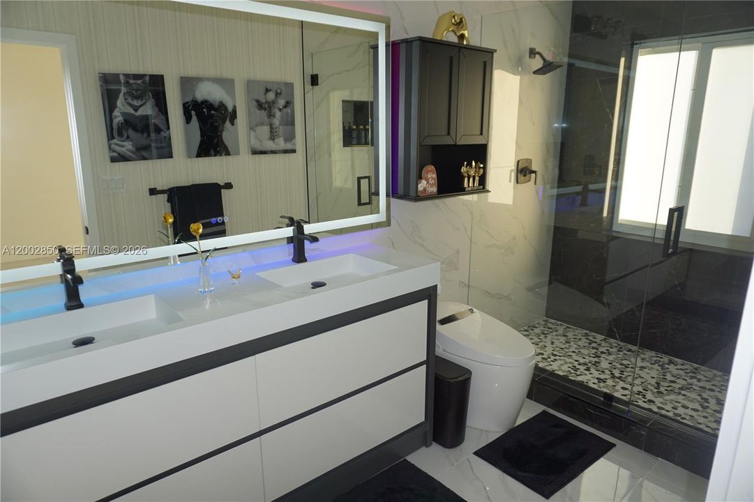 For Rent: $6,000 (4 beds, 3 baths, 2155 Square Feet)