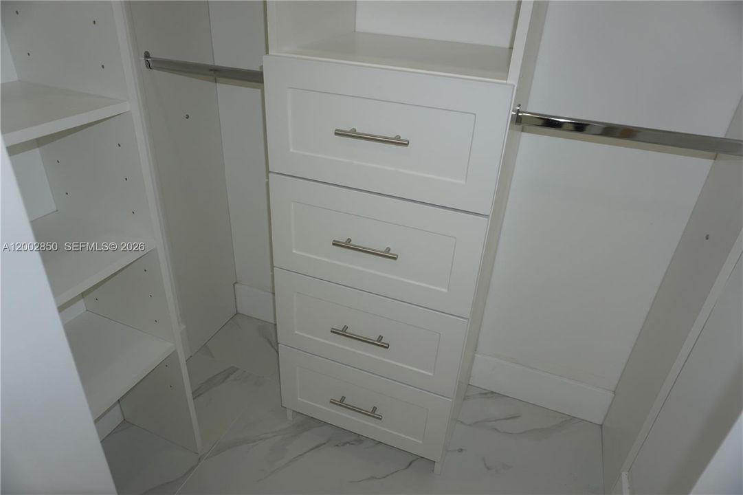 For Rent: $6,000 (4 beds, 3 baths, 2155 Square Feet)