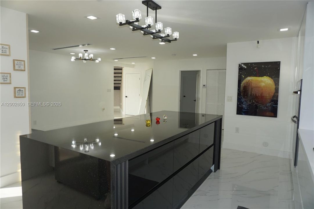 For Rent: $6,000 (4 beds, 3 baths, 2155 Square Feet)