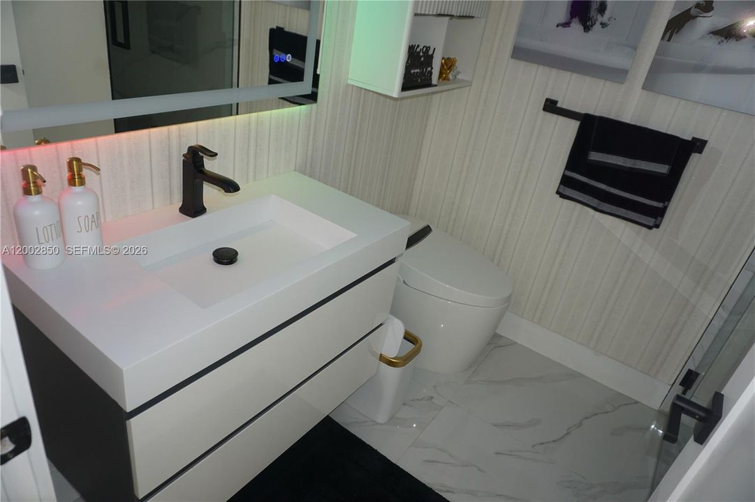 For Rent: $6,000 (4 beds, 3 baths, 2155 Square Feet)