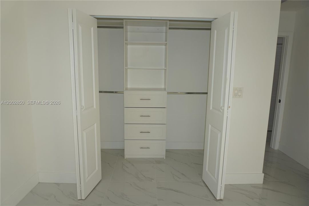 For Rent: $6,000 (4 beds, 3 baths, 2155 Square Feet)