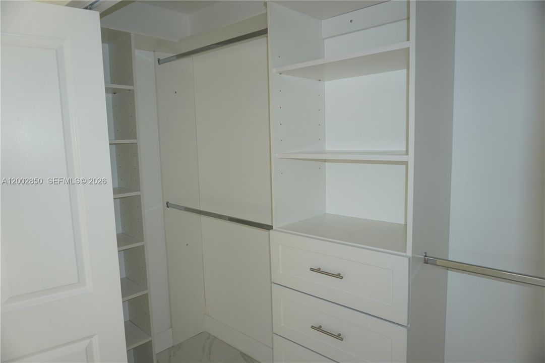For Rent: $6,000 (4 beds, 3 baths, 2155 Square Feet)