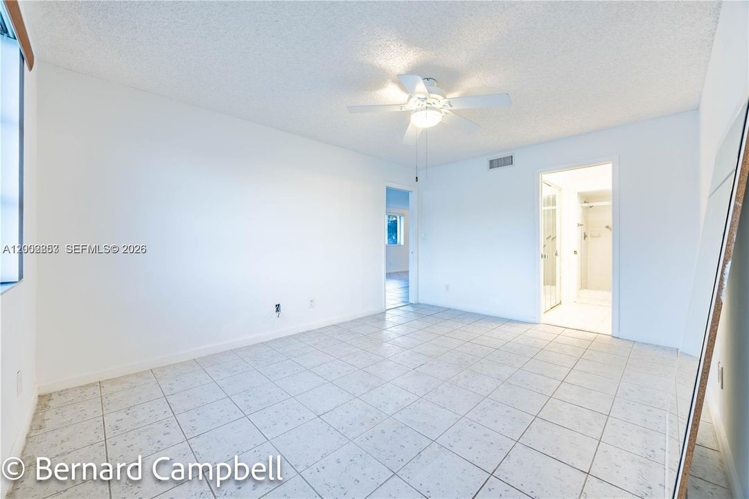 En Venta: $139,990 (2 camas, 2 baños, 1294 Pies cuadrados)