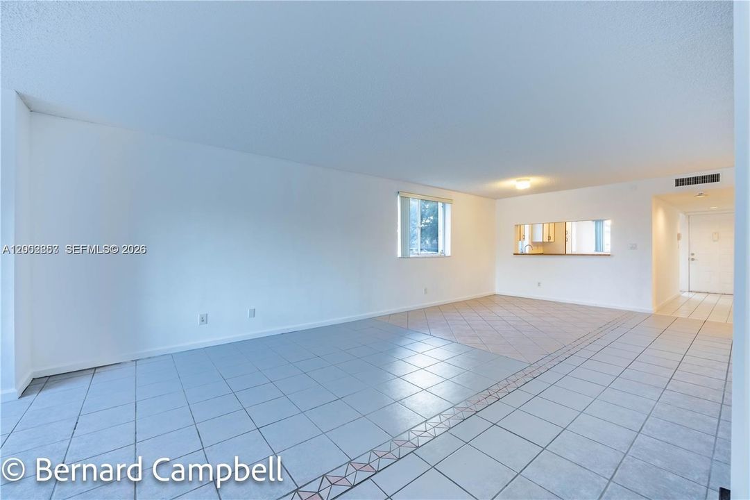 En Venta: $139,990 (2 camas, 2 baños, 1294 Pies cuadrados)