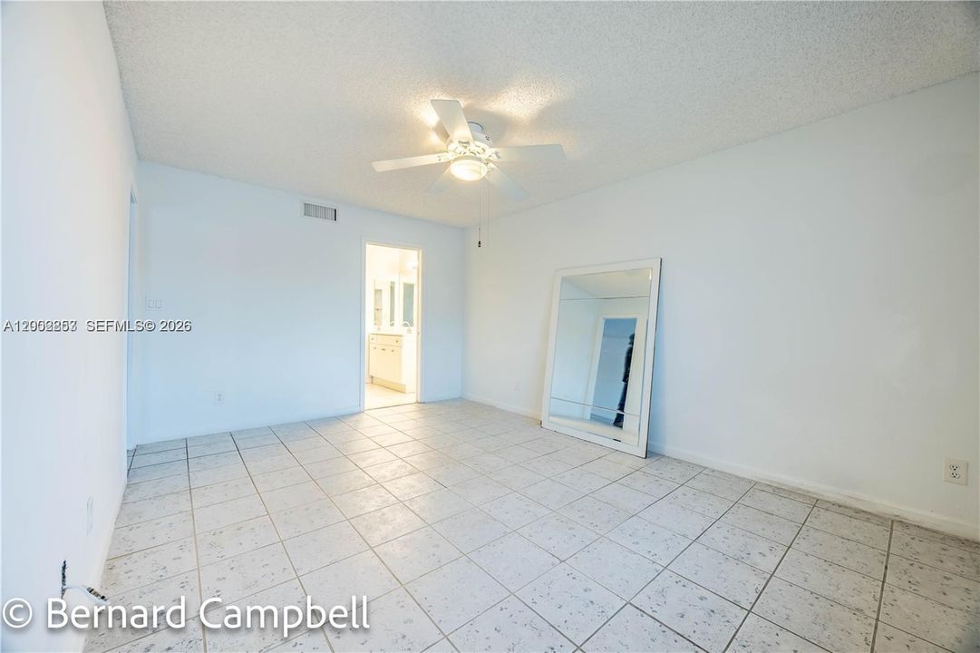 En Venta: $139,990 (2 camas, 2 baños, 1294 Pies cuadrados)