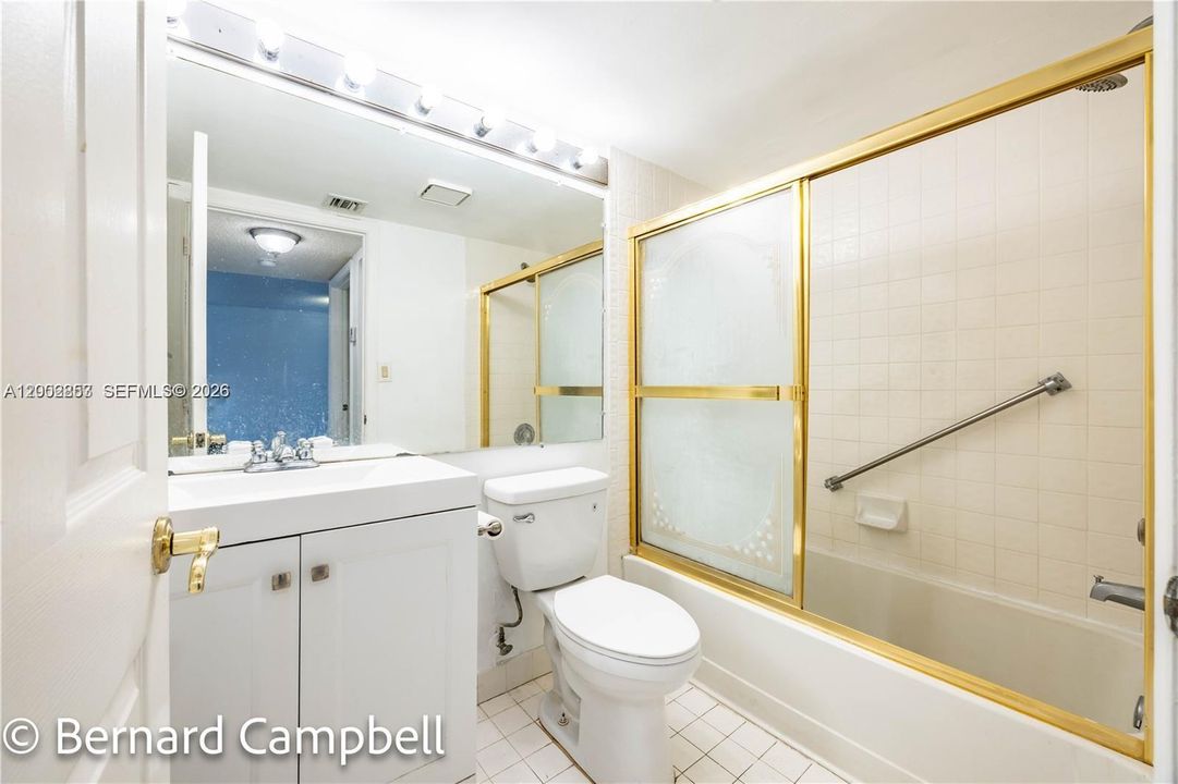 En Venta: $139,990 (2 camas, 2 baños, 1294 Pies cuadrados)
