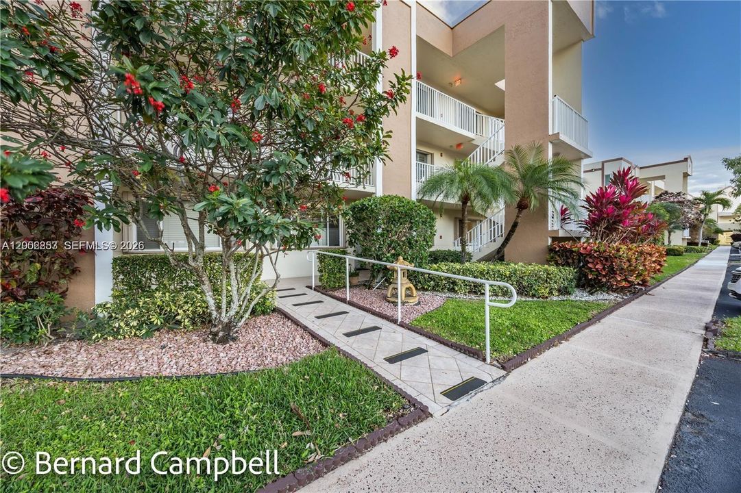 En Venta: $139,990 (2 camas, 2 baños, 1294 Pies cuadrados)