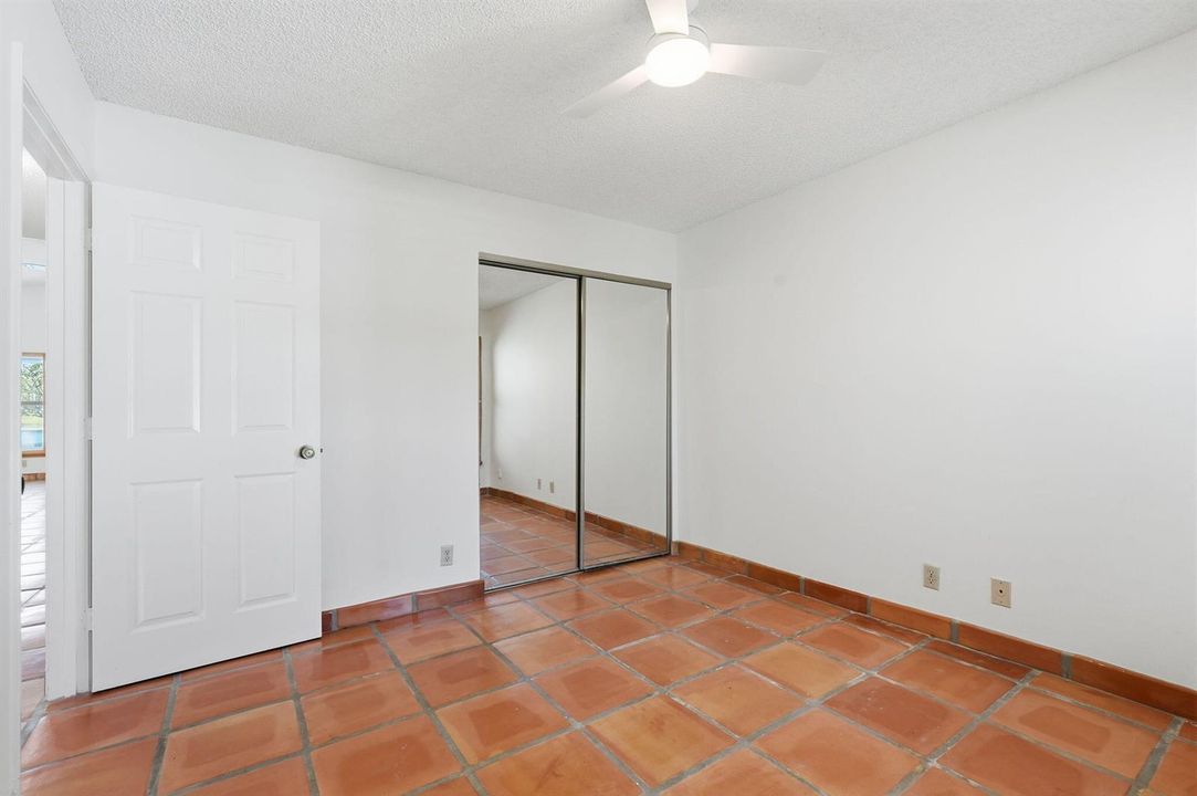 2-web-or-mls-3970_Classic_Ct_002