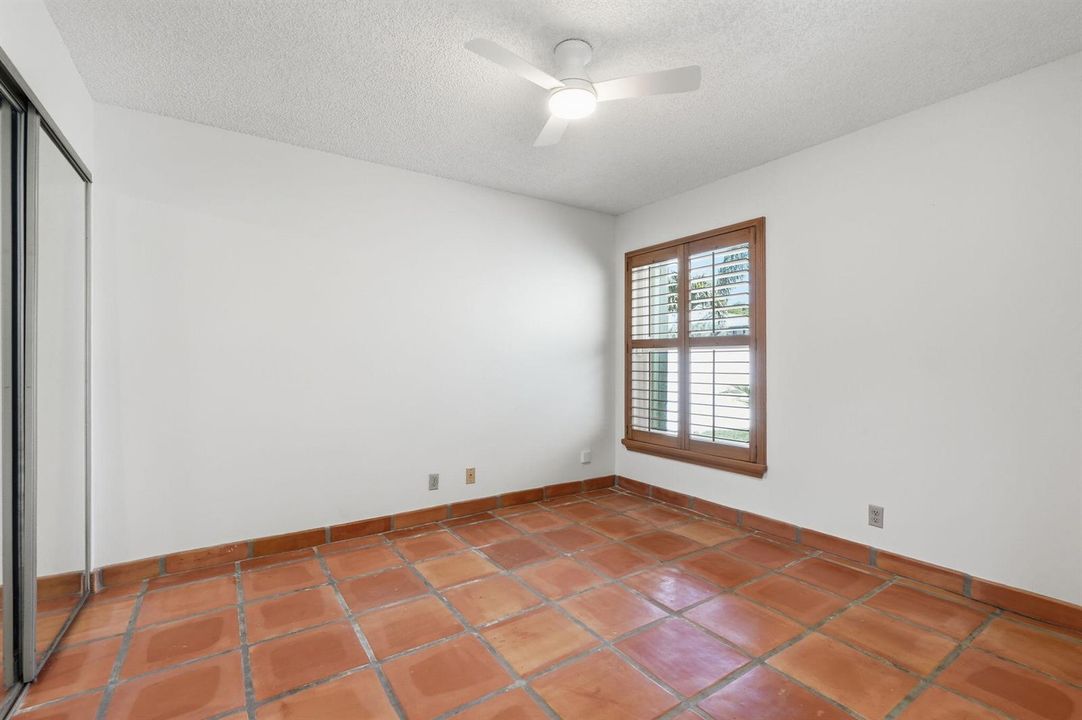 1-web-or-mls-3970_Classic_Ct_001