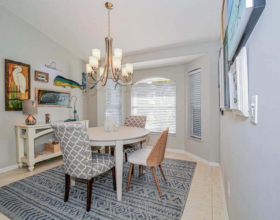 735 23rd Ave. Laurel Pointe Dining Room