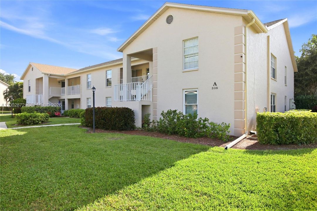 For Sale: $255,000 (3 beds, 2 baths, 1197 Square Feet)
