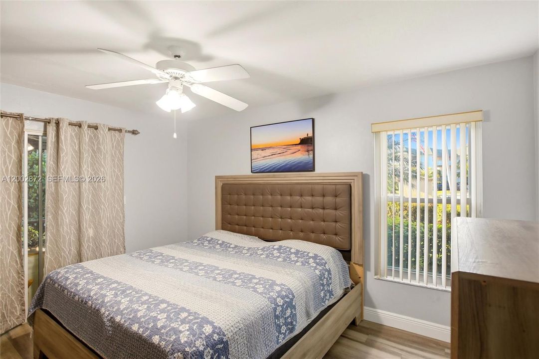 For Sale: $255,000 (3 beds, 2 baths, 1197 Square Feet)