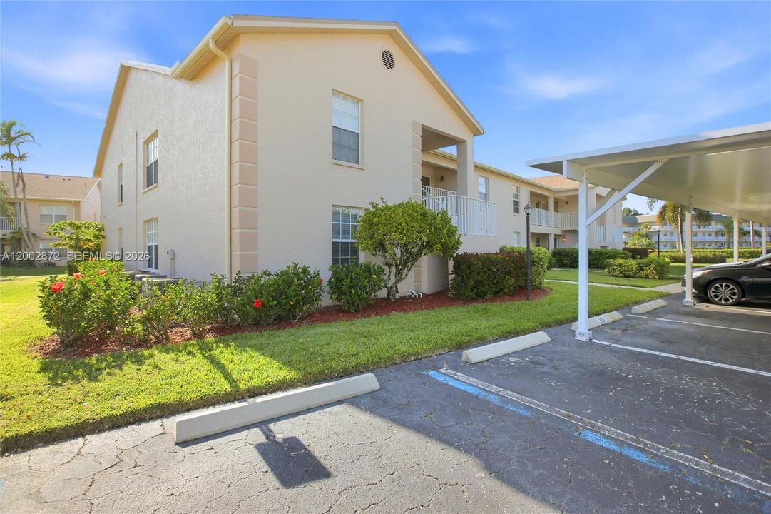 For Sale: $255,000 (3 beds, 2 baths, 1197 Square Feet)