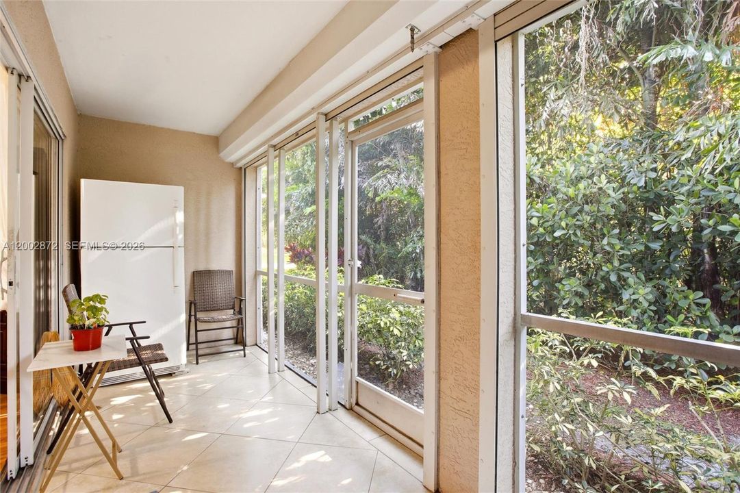 For Sale: $255,000 (3 beds, 2 baths, 1197 Square Feet)