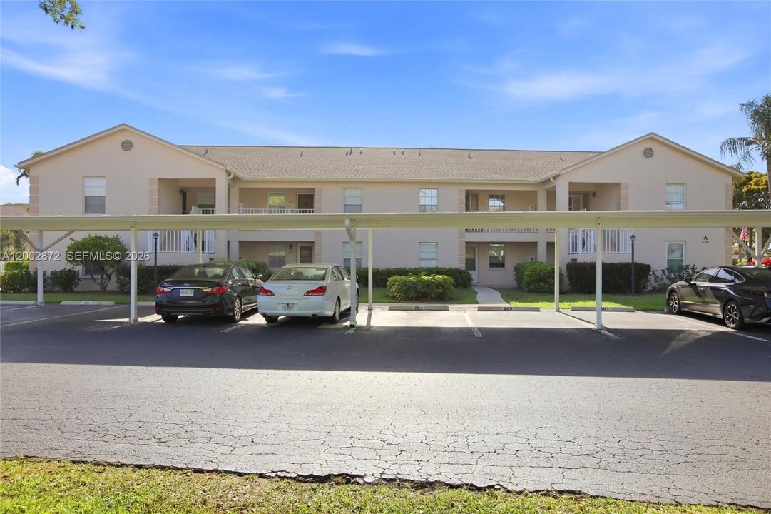 For Sale: $255,000 (3 beds, 2 baths, 1197 Square Feet)