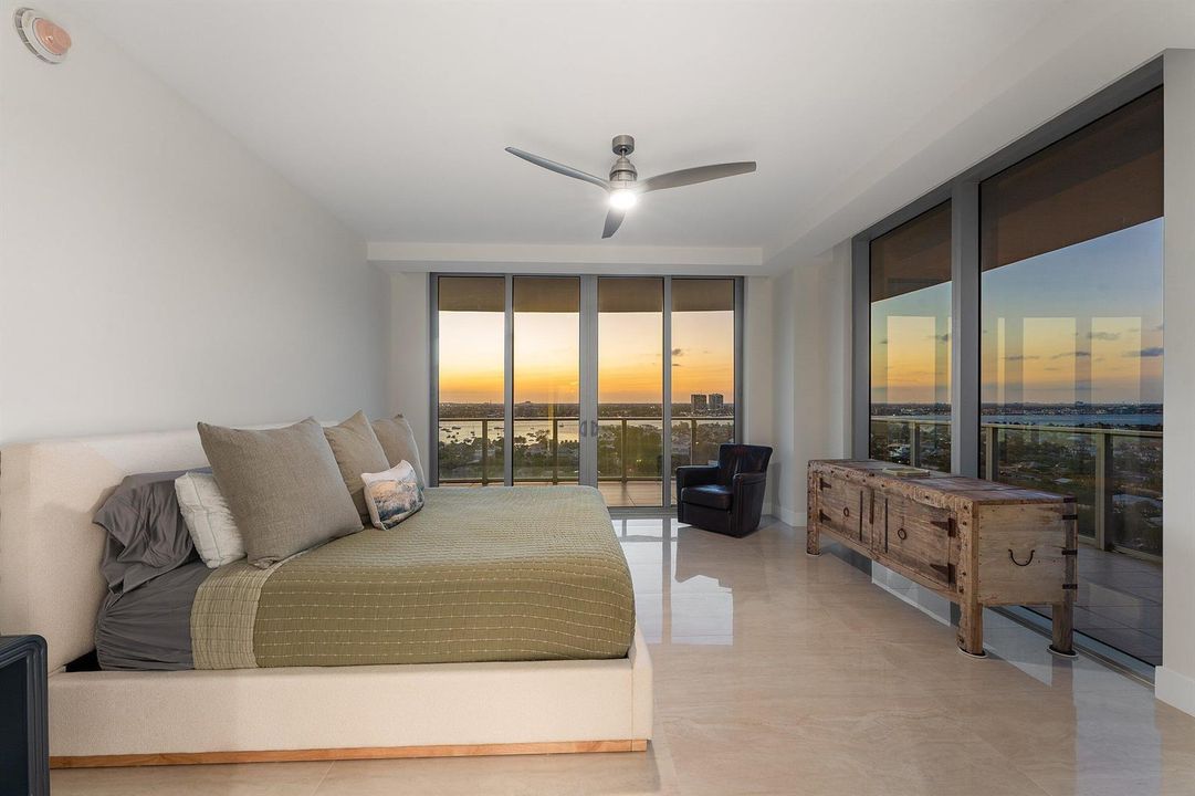 044-3100NorthOceanDrive-1702P-RivieraBea