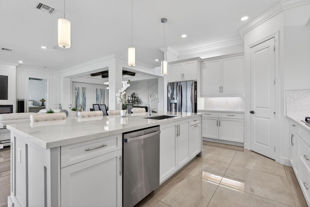 13-web-or-mls-12090-2744