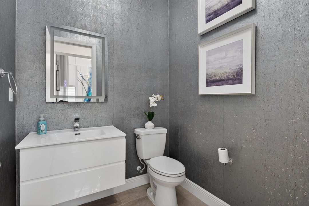 24-web-or-mls-12090-8203