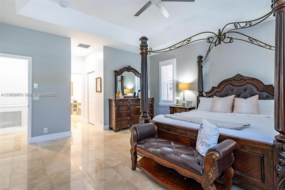 Active With Contract: $6,450 (4 beds, 4 baths, 3345 Square Feet)