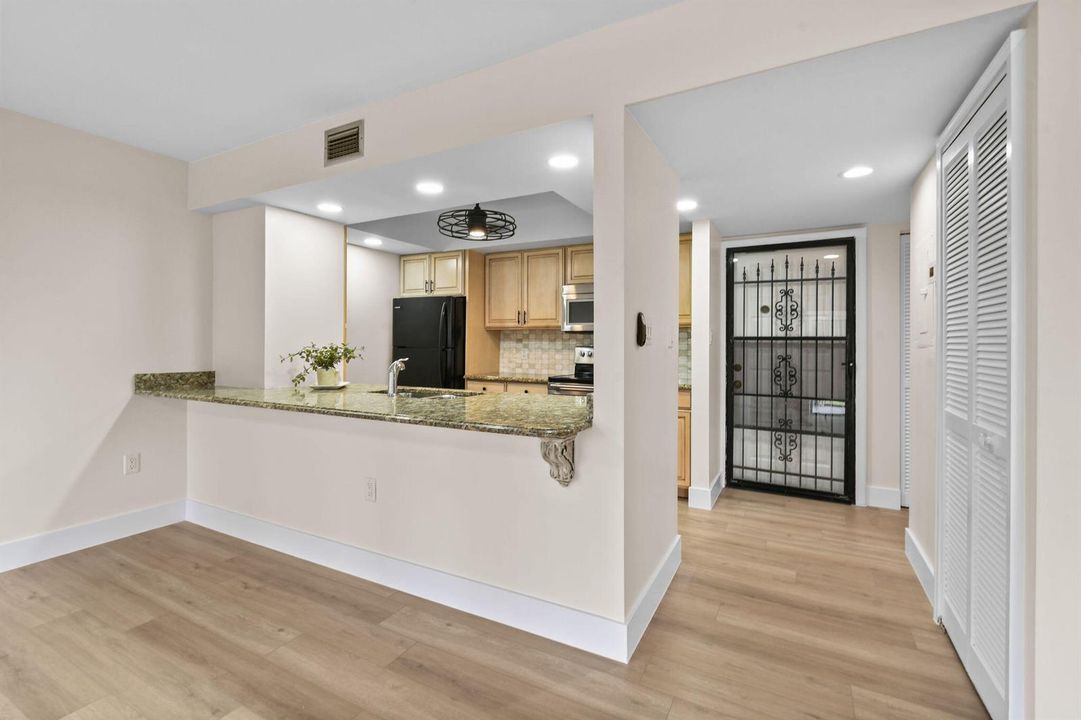2243NW22ndAve#102(14)