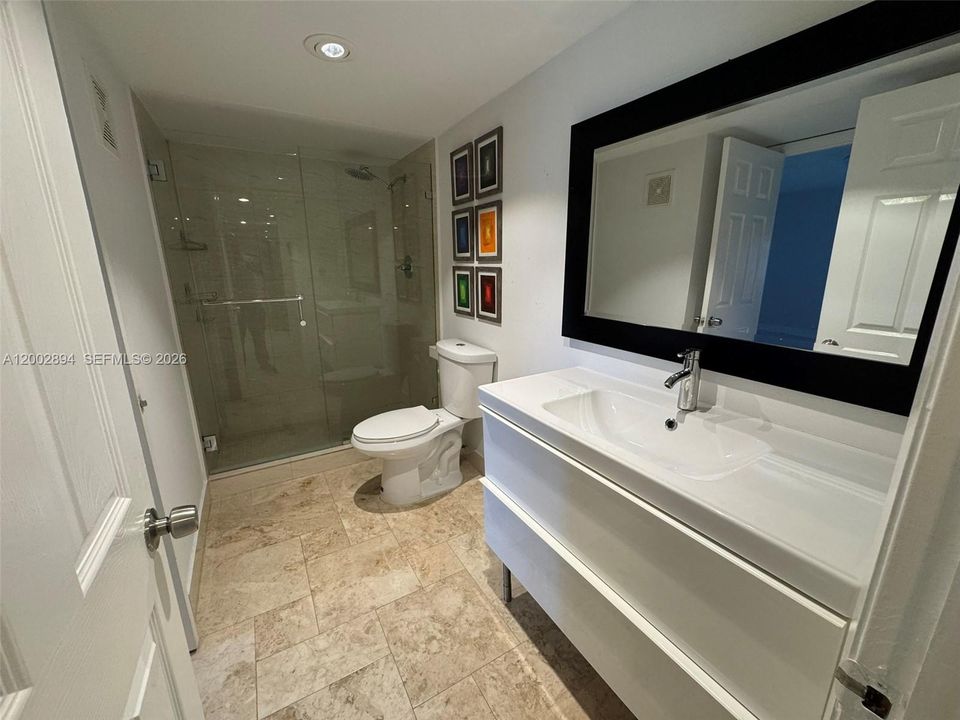Active With Contract: $289,000 (2 beds, 2 baths, 1106 Square Feet)