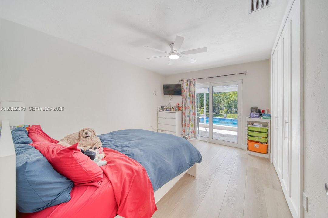 For Sale: $1,649,000 (5 beds, 3 baths, 0 Square Feet)