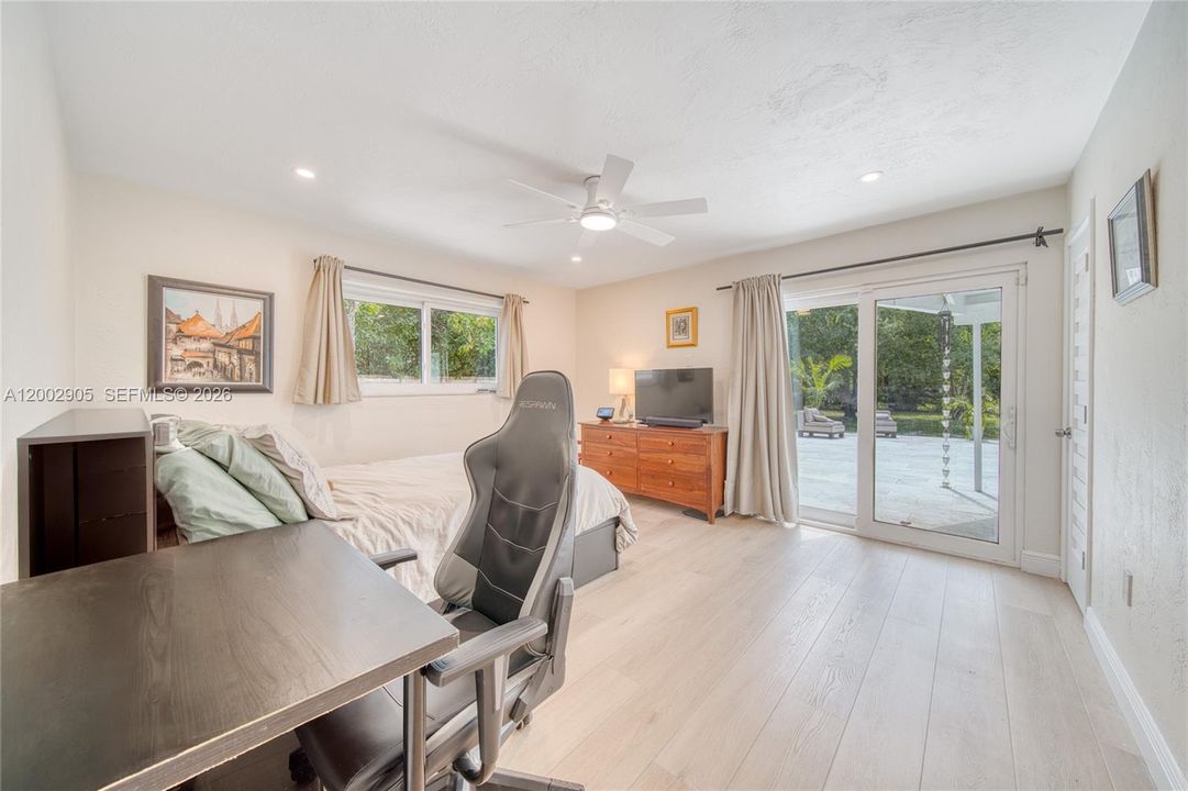 For Sale: $1,649,000 (5 beds, 3 baths, 0 Square Feet)