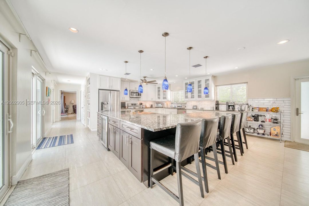 For Sale: $1,649,000 (5 beds, 3 baths, 0 Square Feet)