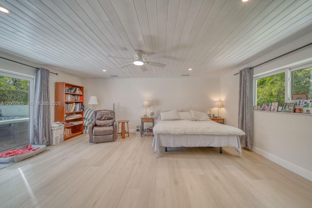 For Sale: $1,649,000 (5 beds, 3 baths, 0 Square Feet)
