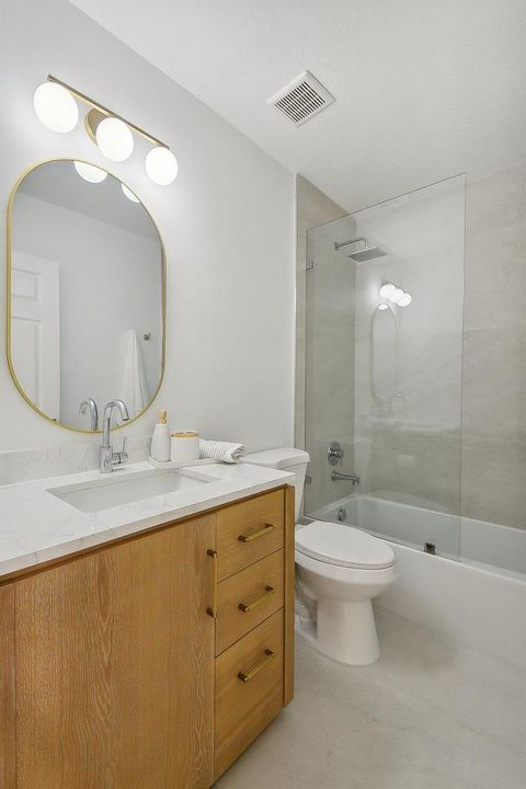 2nd Bathroom