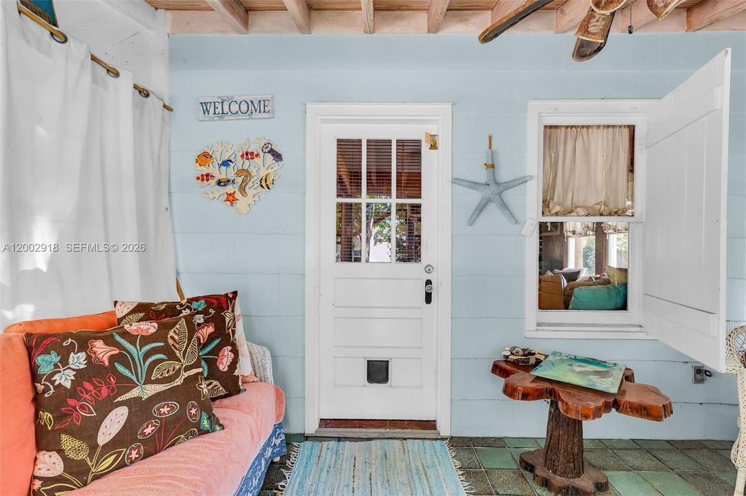 For Sale: $498,000 (1 beds, 1 baths, 506 Square Feet)