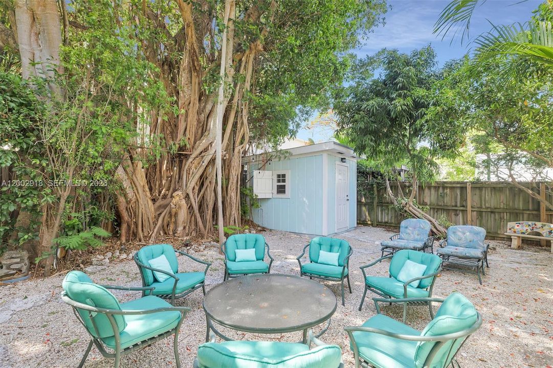 For Sale: $498,000 (1 beds, 1 baths, 506 Square Feet)