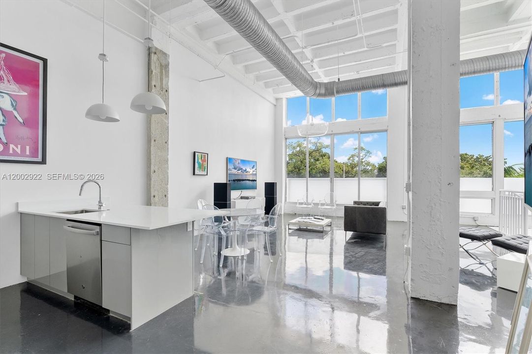 For Sale: $659,000 (1 beds, 1 baths, 1363 Square Feet)