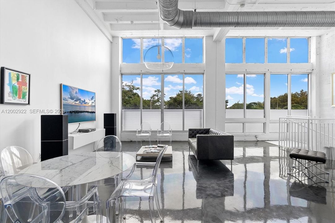 For Sale: $659,000 (1 beds, 1 baths, 1363 Square Feet)