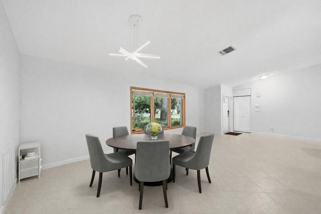 Staged Dining