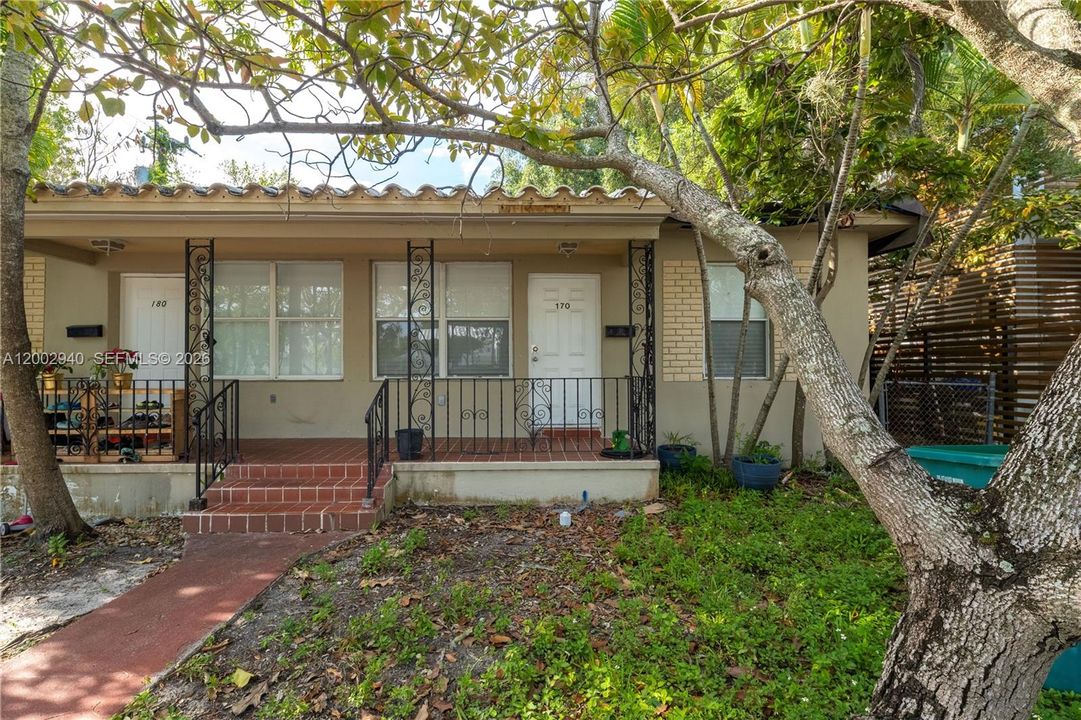 For Sale: $1,050,000 (0 beds, 0 baths, 1170 Square Feet)