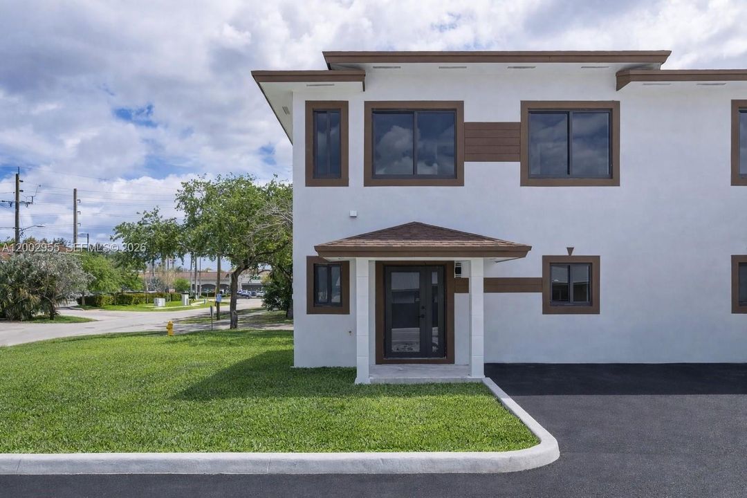 На продажу: $3,500,000 (0 спален, 0 ванн, 0 Квадратных фут)