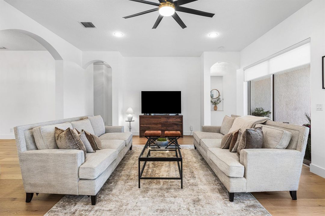 013-9009NewHopeCourt-RoyalPalmBeach-FL-3