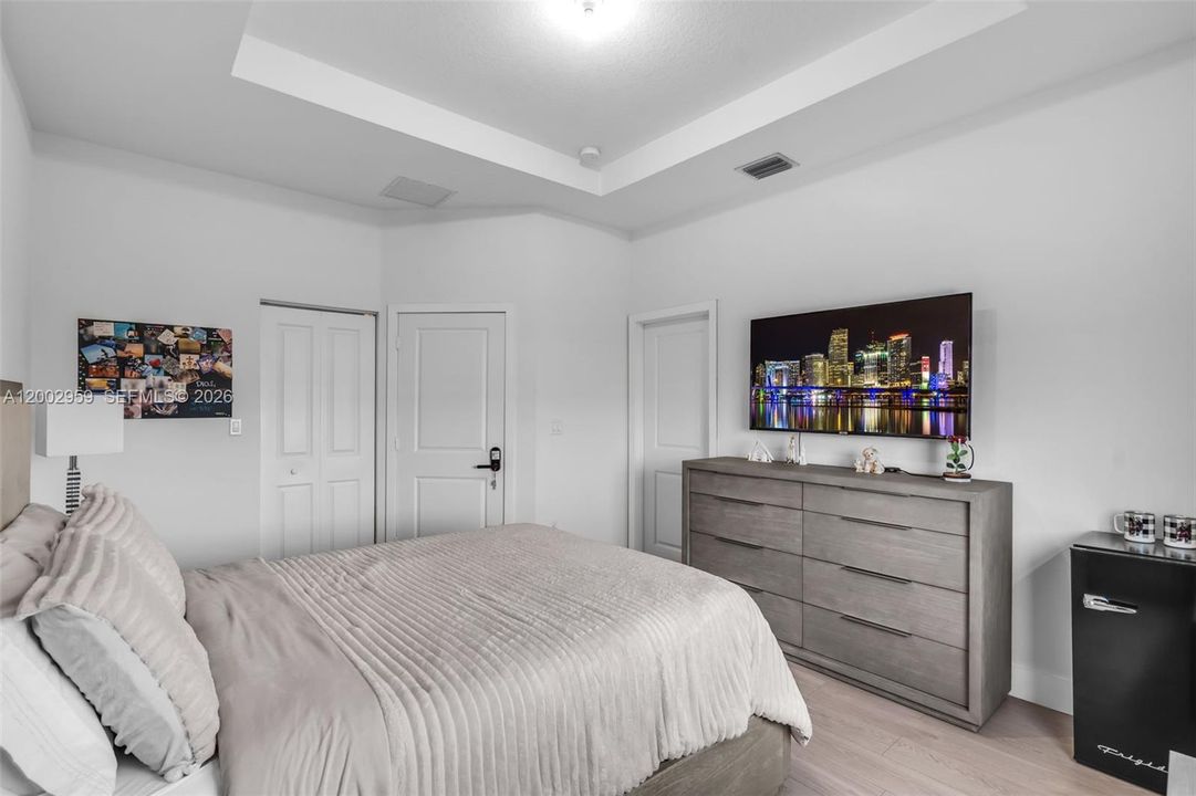 For Sale: $620,000 (3 beds, 2 baths, 1695 Square Feet)