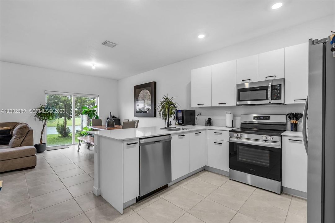 For Sale: $620,000 (3 beds, 2 baths, 1695 Square Feet)