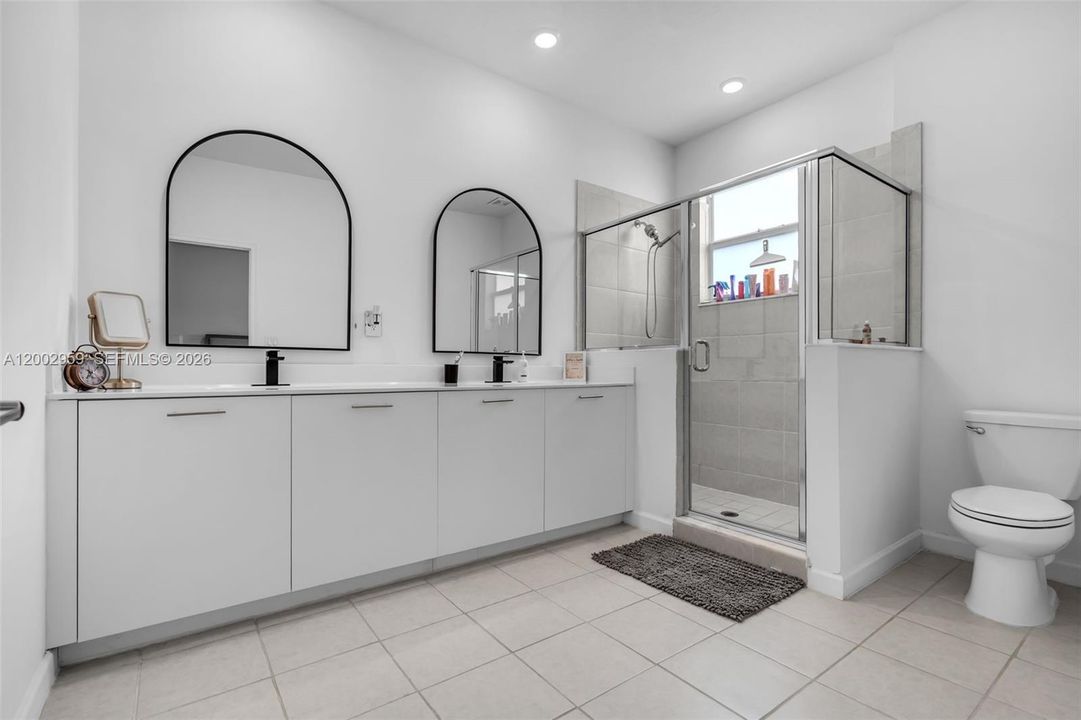 For Sale: $620,000 (3 beds, 2 baths, 1695 Square Feet)
