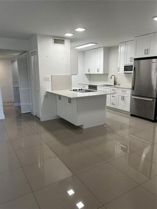 Activo con contrato: $360,000 (2 camas, 2 baños, 1178 Pies cuadrados)